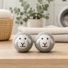 Classic Sheep dryer ball design