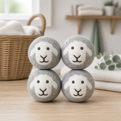 Smiley dryer ball design